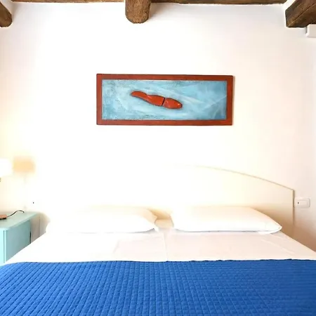 Daire Un Piccolo E Accogliente Appartamento Con Una Camera Da Letto In Via Fontana 25 Milano